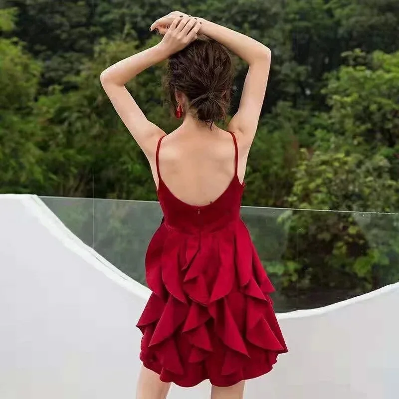 

New Women Beach Dress Mini Sexy Strap Luxury Ruffles Pleated Red Sundress 2019 Summer Lady Vacation Dresses Vestidos De Fiesta