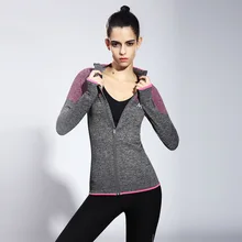 Для женщин спортивные футболки высокого эластичные дышащие пот быстросохнущие Фитнес костюм на молнии Одежда с длинным рукавом Стенд воротник женские футболки