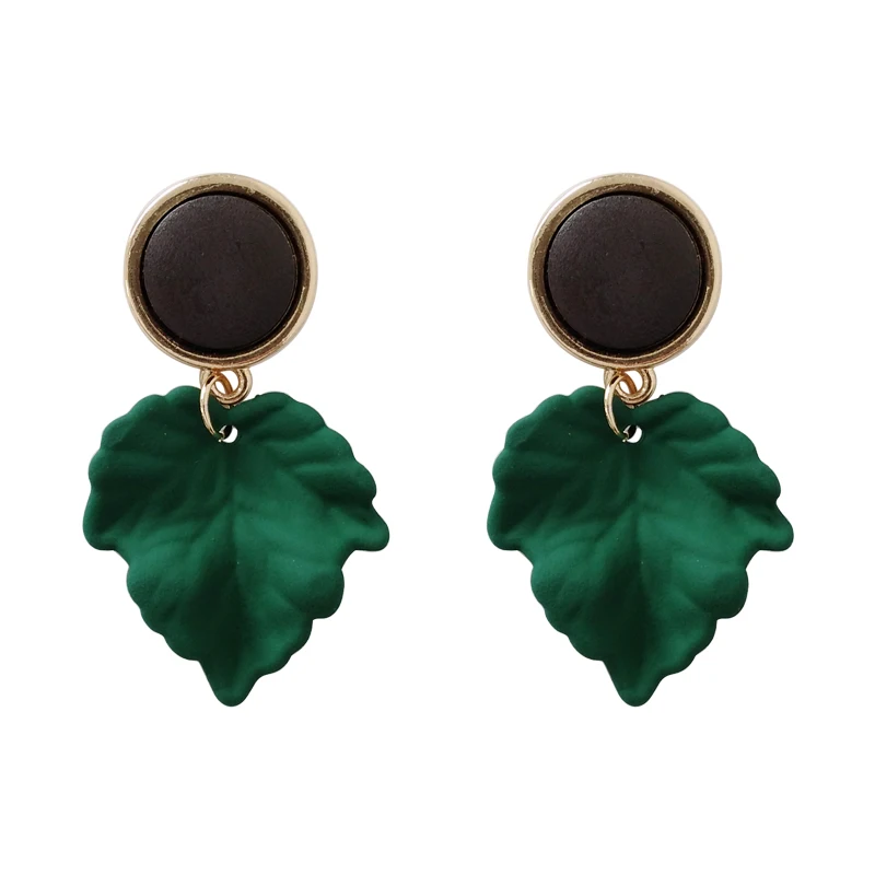 

Leaf earrings fashion joker character, restoring ancient ways is the wind maple wood earrings restoring ancient ways earrings