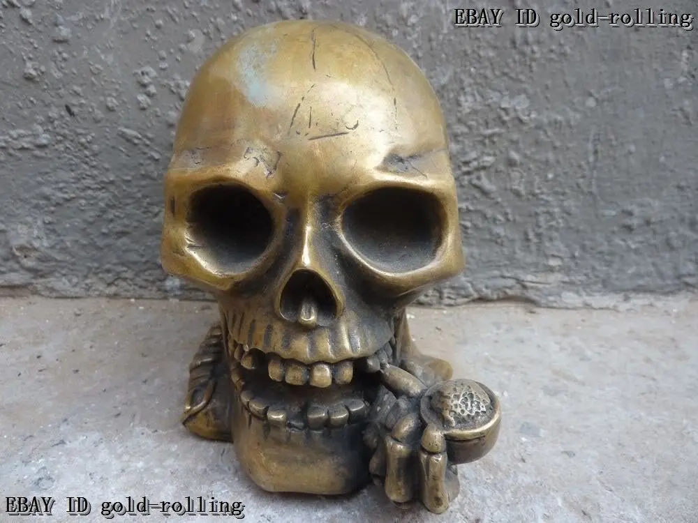 

6"Chinese Bronze Carved Excellent death's-head Statue