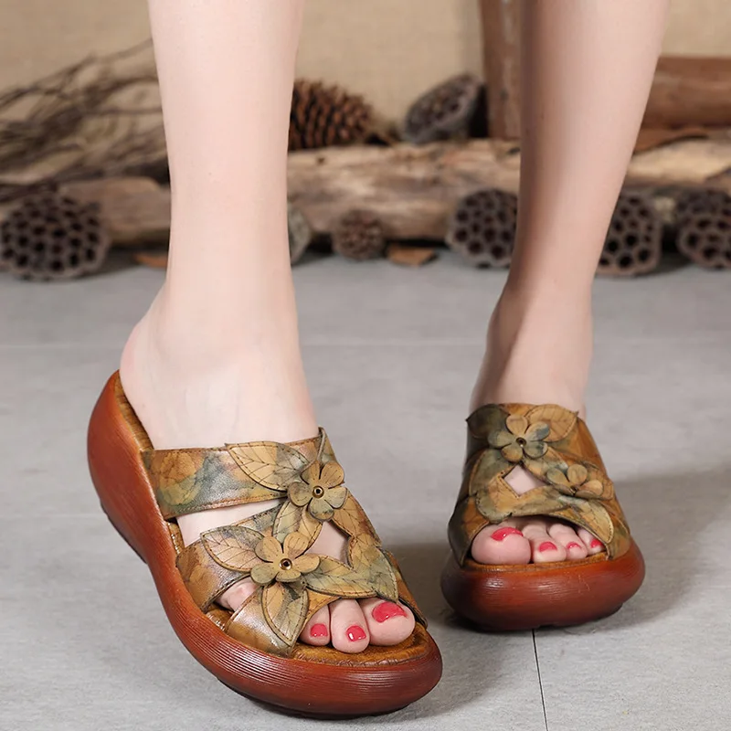 

Women Leather Slippers 6 Cm High Heels Peep Toe 2019 Summer Girls Casual Flower Handmade Genuine Leather Wedges Slipper Retro