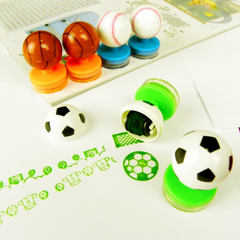 6 шт. декоративные футбольные Пусеты Из Мультфильма пластиковые детские игрушки
