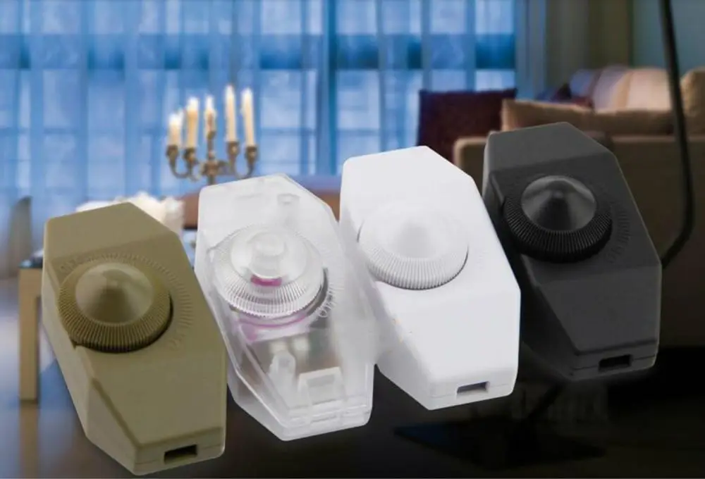 

AC 220V - 240V 2A Manual Knob Floor Table Lamp In Line 100W Dimmer Switch Home Use Adjustable Controller Knob Switch