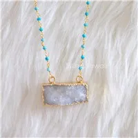 Elegância orgânica Colar Facetada Sunstone e Grânulos