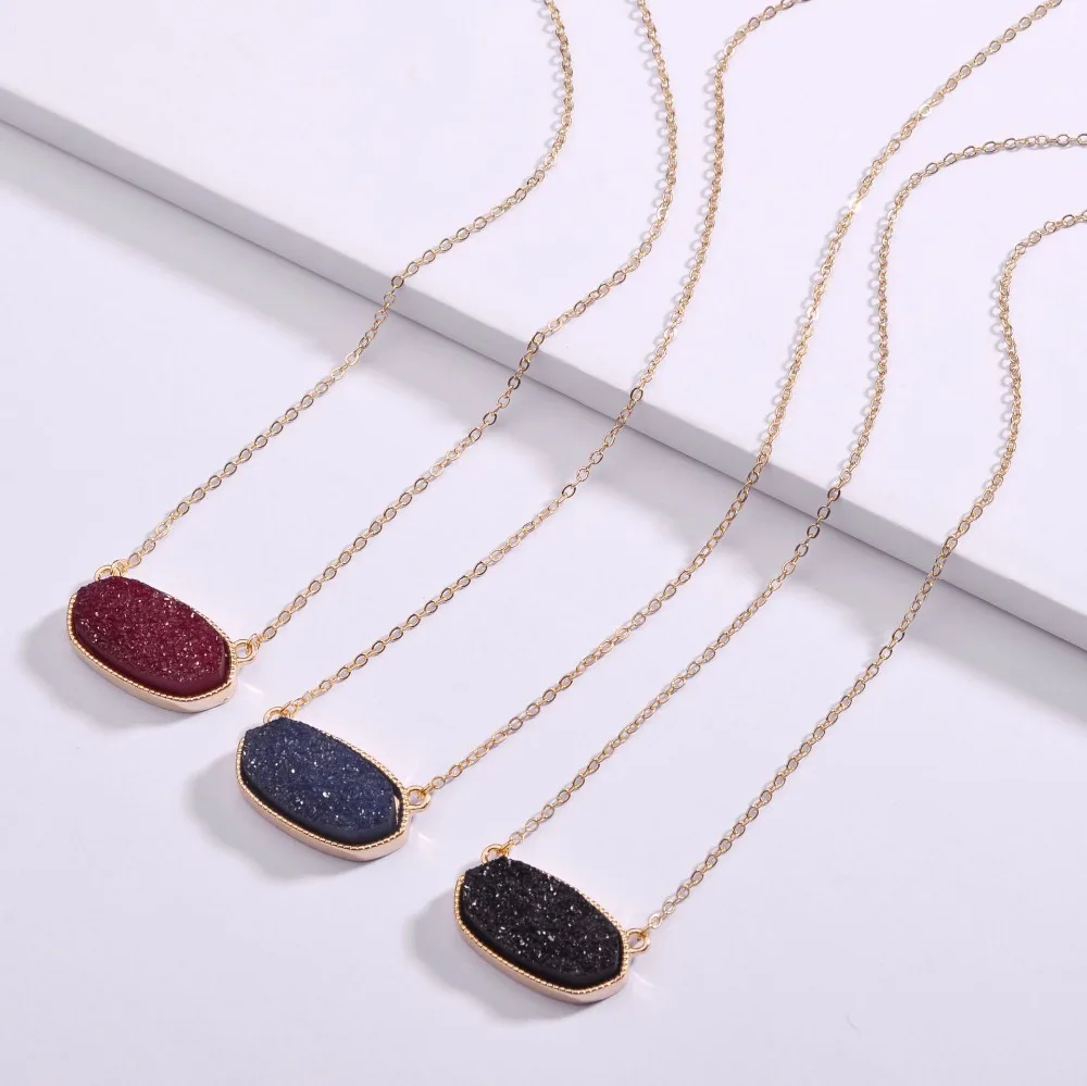 

2019 Popular Short Dainty Chain Colorful Resin Imitation Druzy Stone Necklaces Pendants for Women