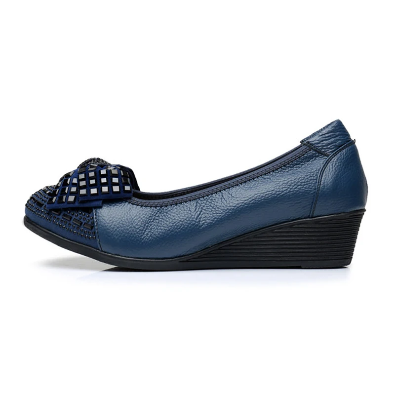 Spring and autumn shallow mouth drill mother shoes leather soft the elderly with a single shoes casual comfortable women