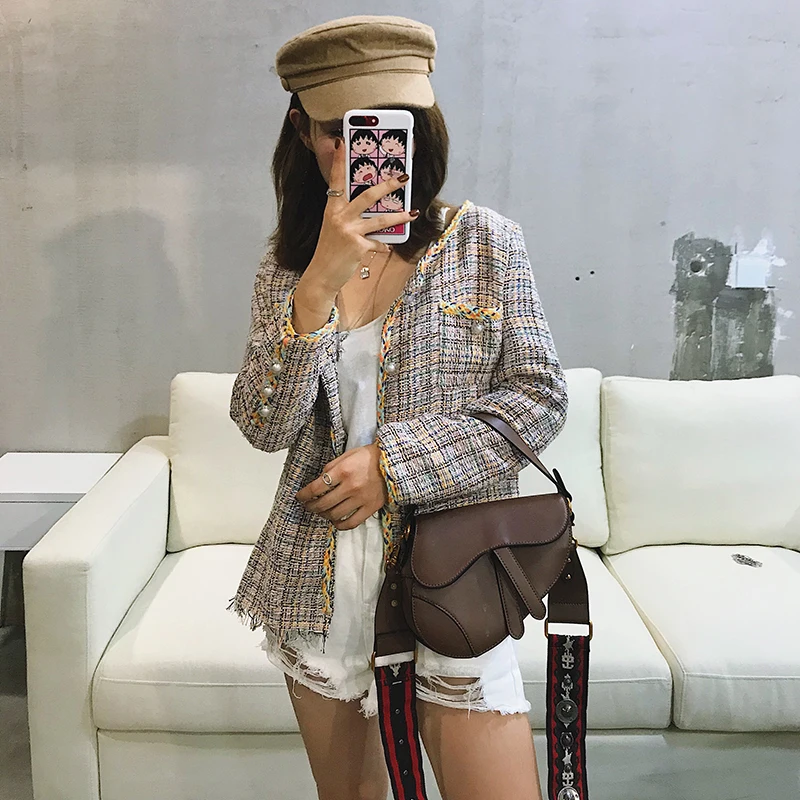 1 (17)