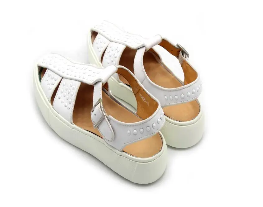 Summer leather sandals men's breathable rivet roman handmade men's shoes casual men sandals Summer leather sandals men's breathable rivet roman handmade men's shoes casual men sandals