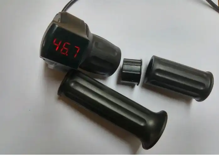 Twist Throttle Grips 12-84V For Ebike Scooter Digital Display Gas Handle