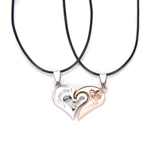 1 par creativo de moda amor corazón colgante collar para Mujeres Hombres encanto San Valentín amantes pareja collares regalo de la joyería(China)