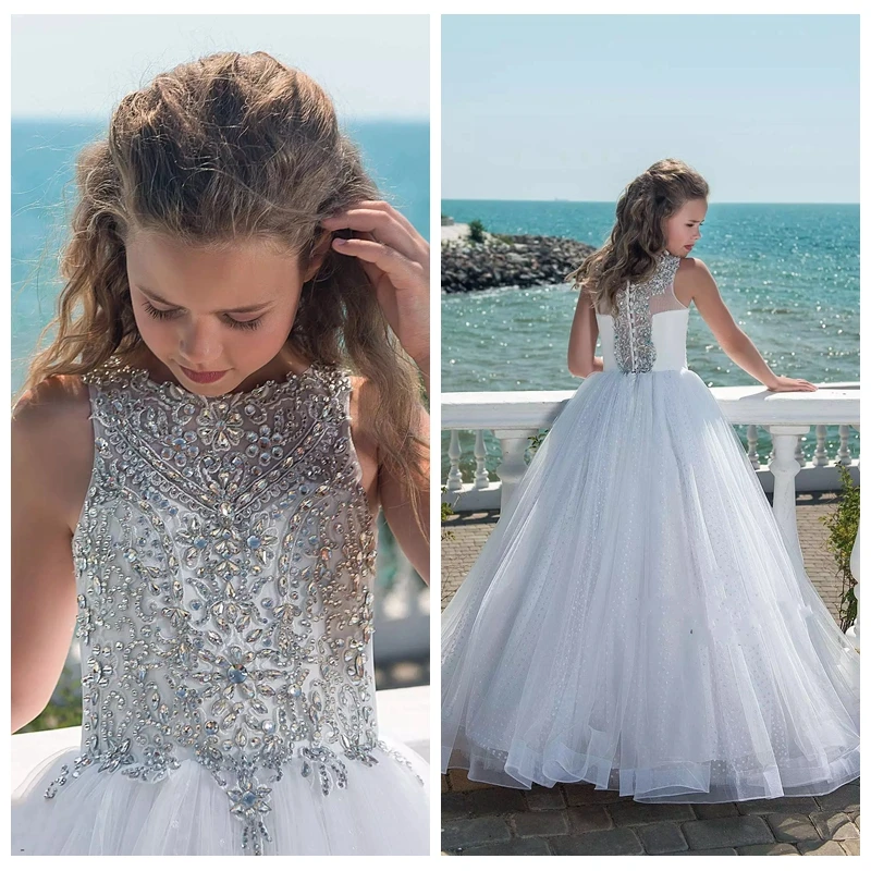 

2019 O-Neck Tulle Long Beaded Crystal Bling Bling Formal Girls Pageant Gowns Flower Girls Dresses Sleeveless Cheap