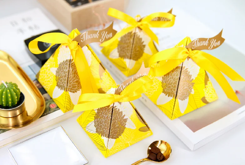 100 шт Розовый Желтый Золотой Синий Красный треугольная пирамида Листья Свадебные сувениры коробки конфет детская душевая кабина спасибо день вечерние подарочная коробка - Цвет: yellow