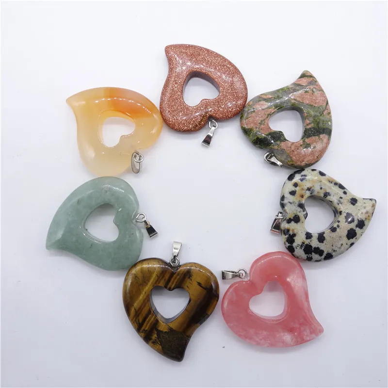 Wholesale 50pcs Fashion Good Quality Love Heart Stone Crystal Natural