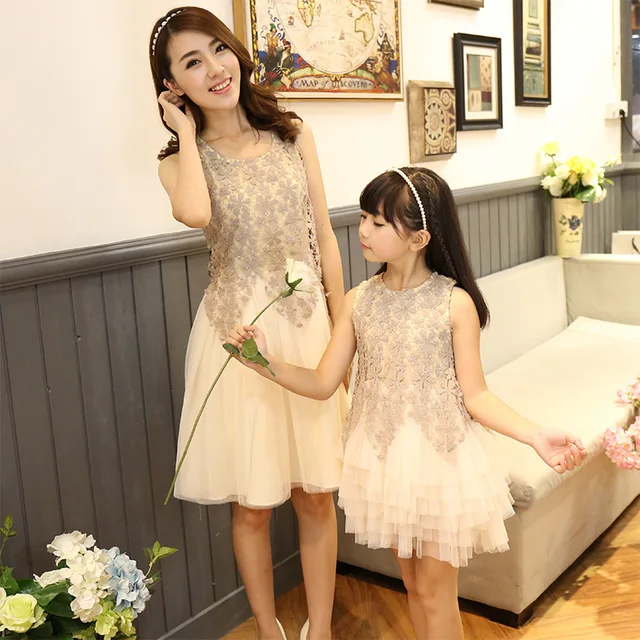 mother and daughter ball gowns