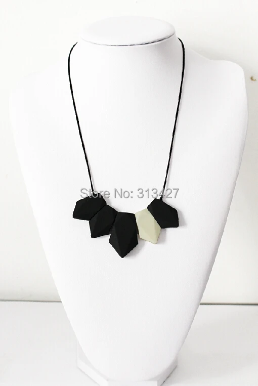 

Free Shipping Silicone Teething Pendant Chewelry nursing Necklace