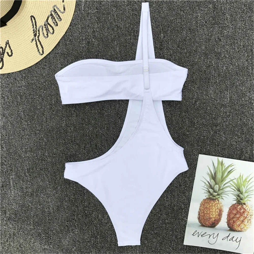 8939092034_939812669