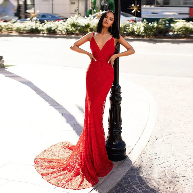 

Eightree Banquet Sexy Evening Long Dress Female 2019 Spaghetti Strap Party Dress Red Lace Deep V Neck Dinner Prom Dresses