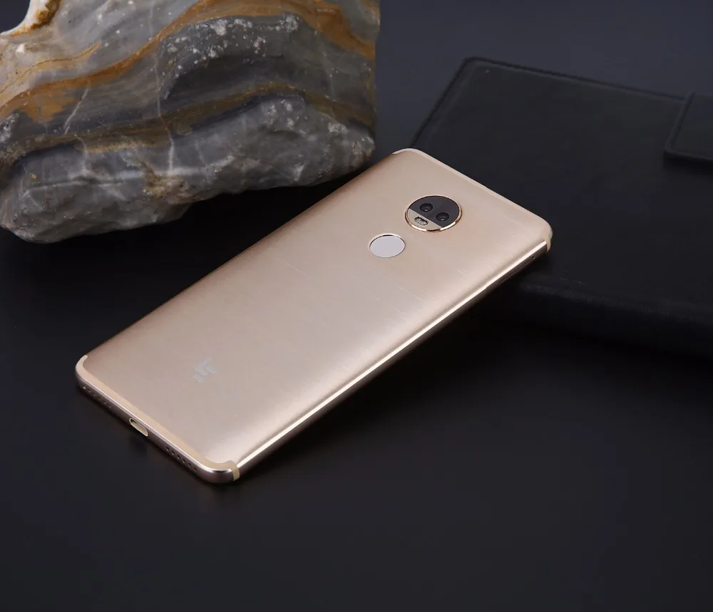 Letv LeEco RAM 6G ROM 64G le Max3 X850 FDD 4G сотовый телефон 5,7 дюймов Snapdragon 821 2560x1440 по сравнению с mi Phone