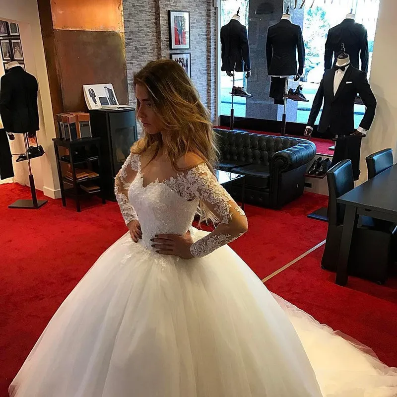 off-the-shoulder-long-sleeves-ball-gown-wedding-dress-with-beads-sequins-puffy-wedding-gown-corset-back-modest-bridal-dresses (1)_副本