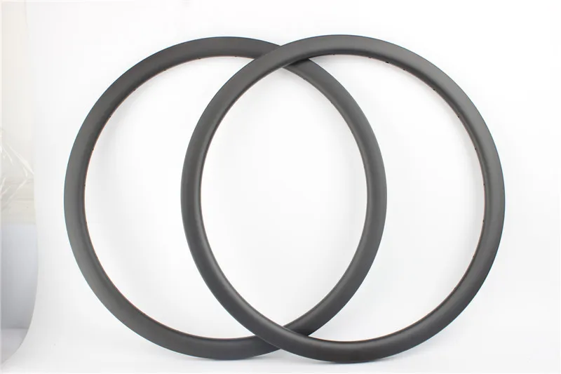 

Disc braking 38mm clincher rims 23mm 25mm wide 26H-32H custom spoke holes 61pcs Sapim cx-ray spokes and 1pc DT front hub
