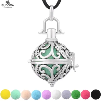 

Vintage Arabesques and Leaves Aromatherapy Locket Essential Oil Perfume Fragrance Diffuser Cage 2018 New Pendant Jewelry Gift