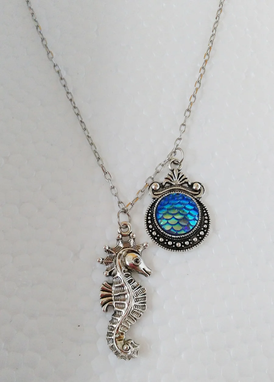 Resin Mermaid Scale Necklace Dragon Scales hippocampus Necklaces Boho