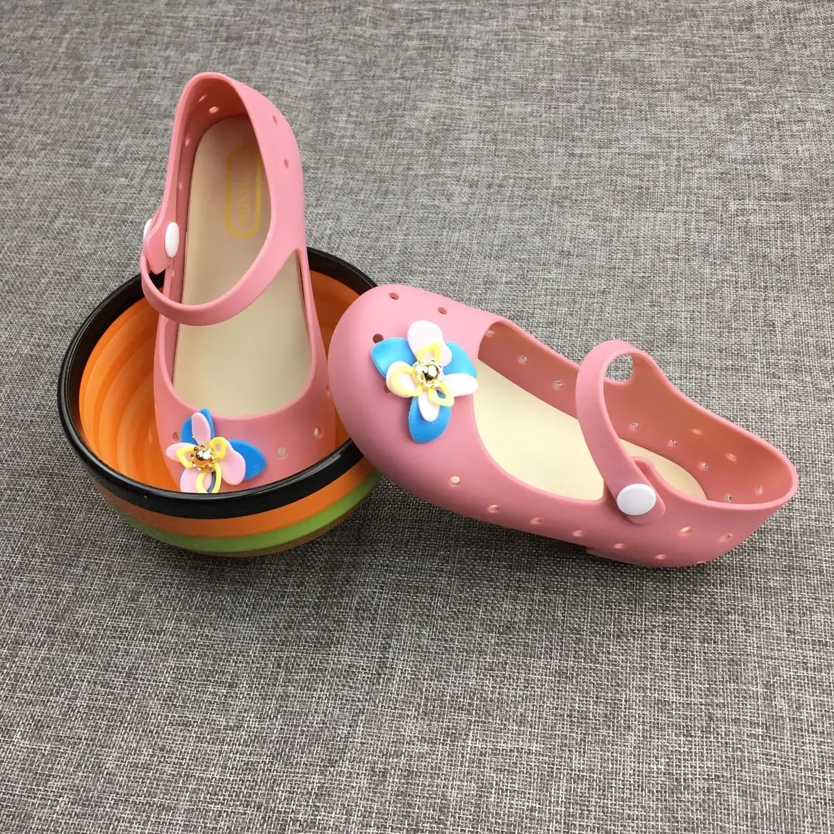 OMDS/Новинка года; летняя детская обувь для девочек с объемным цветком; детская обувь принцессы без воздуха для маленьких девочек; европейские размеры 24-29#1