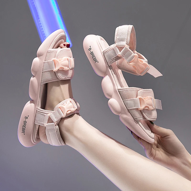 

Platform Women's Sandals 2019 Luxury Designer Wedges Chunky Heels Brand Women Sandals Summer Platform Beach Shoes