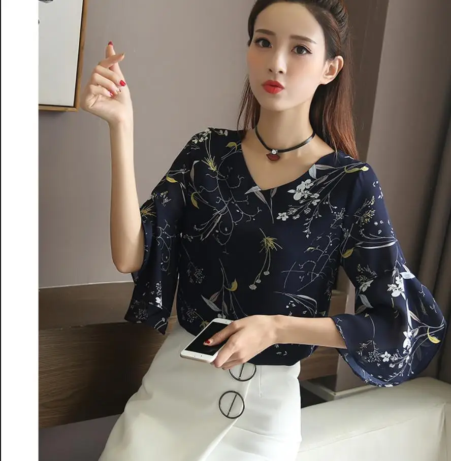 

2019 Summer blouse shirt Floral Chiffon Shirt Wild Trumpet Sleeve Top Women Loose Thin Sleeve Chiffon Shirt 201914