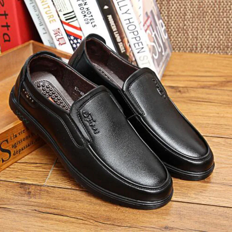 

Men Fashion Solid Color Cow Genuine Leather Casual Work Shoes,Non-slip Breathable Soft Buttom Doug Shoes Loafers Single Shoes