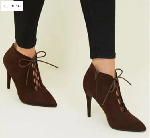 boots with toes cut out