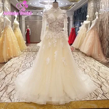 

2017 New High-end Evening Dress Luxury The Bride Banquet 3D Flowers Crystal Beading High-neck Long Sleeves Prom Party Gowns