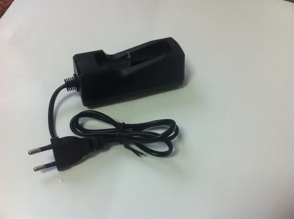 

1pc EU plug 18650 18490 18350 3.7v li-ion battery charger