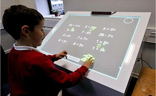 Школьная интерактивная сенсорная доска YCFP3 с сенсорным экраном, автоматическая калибровка, портативная белая доска для классной комнаты, умное обучение