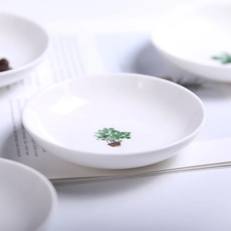 1PC Green plants Mini Size Pigments Ceramics Soy Dish Sauce Vinegar Jam Dishes Kitchen Small Plate Tableware Novelty Gift