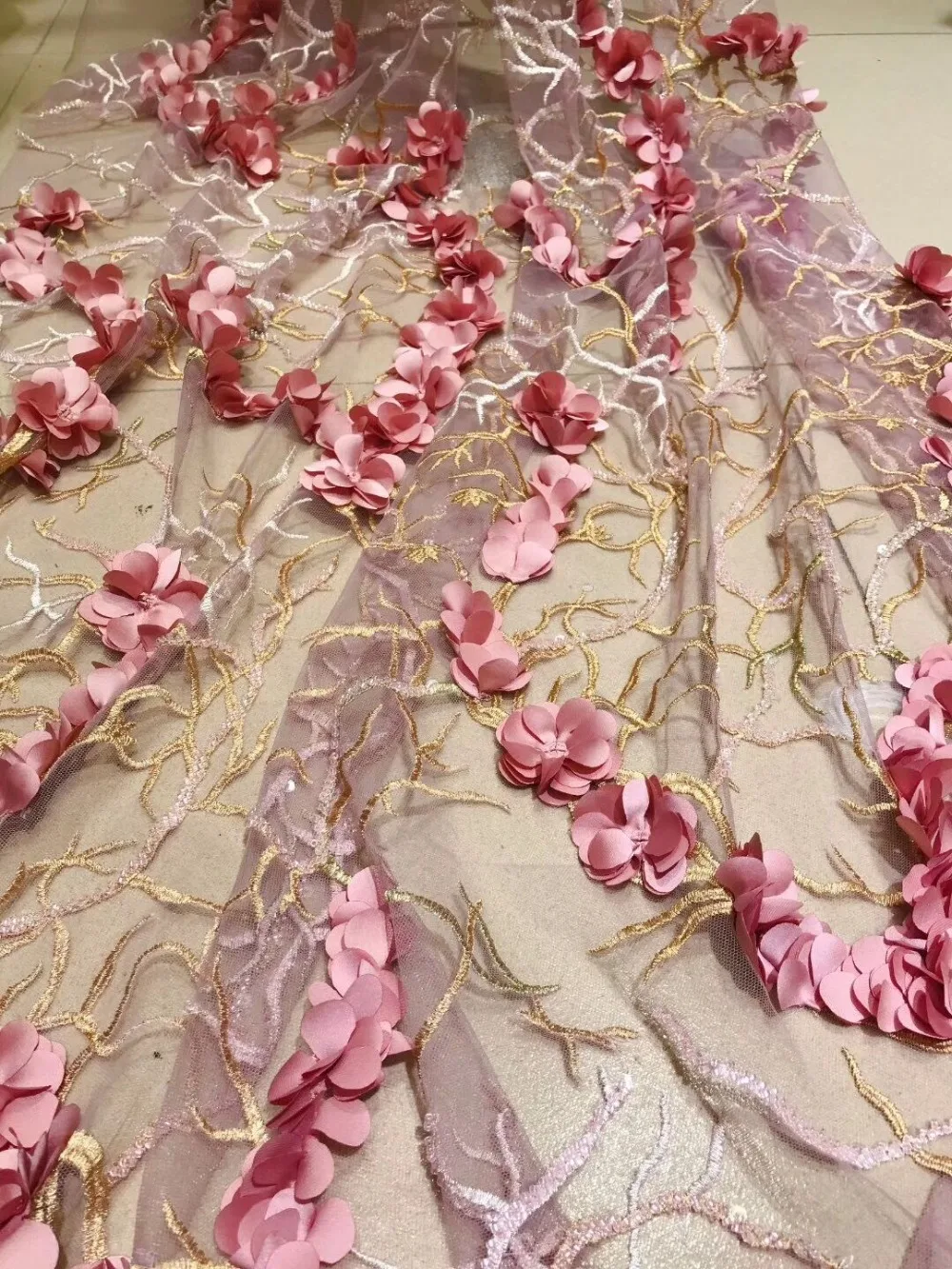 

3d flowers embroidered Lace fabric ZH-12143 FOR WEDDING luxury Nigerian french lace fabric with lots of beads