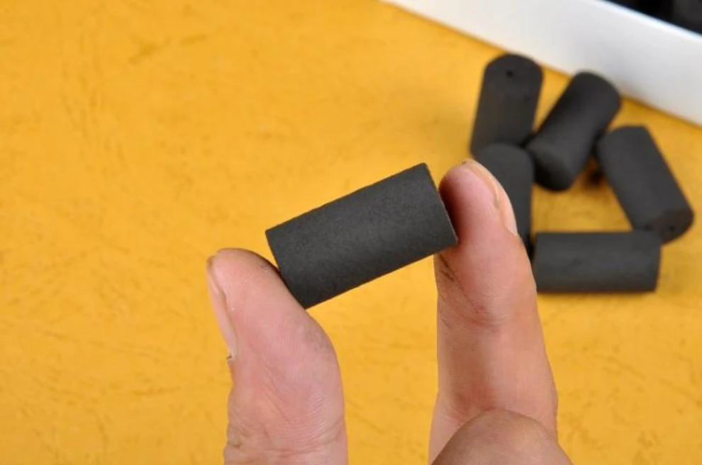 50Pcs/Lot Chinese Traditional Smokeless Moxa Stick Black Roll 30mm*20mm Moxa Granules warm faces eyes ears body massage