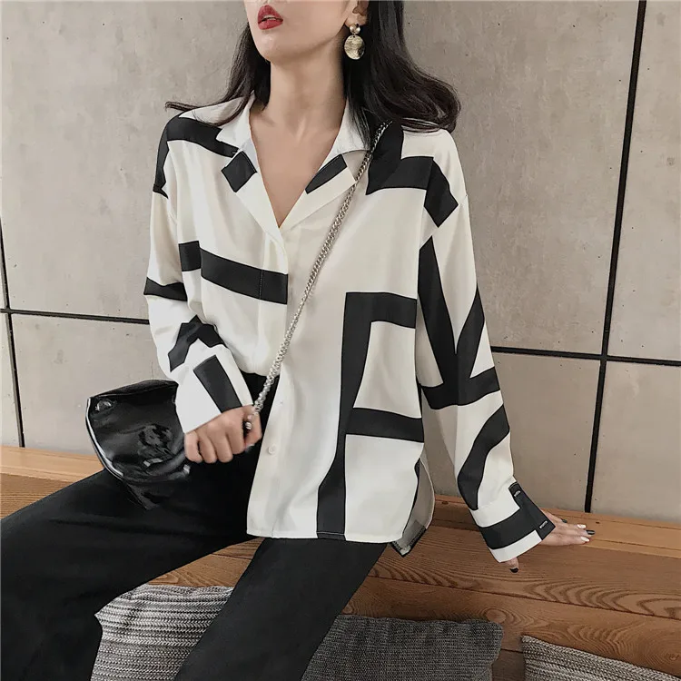 

Women Chic Ulzzang Blouse Shirts Spring Temperament Irregular Striped Notched Loose Blusas Female Streetwear Casual Shirt Tops