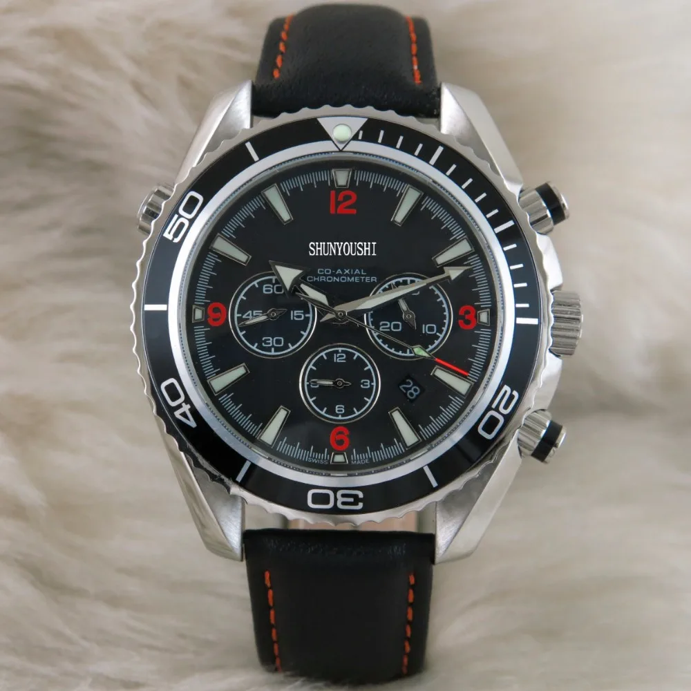 

WG0548 Mens Watches Top Brand Runway Luxury European Design Quartz Wristwatches
