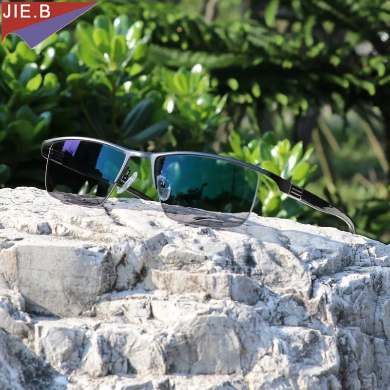 Gafas de lectura fotocrómicas de nuevo diseño para hombres, gafas de sol de presbicia de aleación de titanio, con decoloración y diópteros Gafas de lectura fotocrómicas de nuevo diseño para hombres, gafas de sol de presbicia de aleación de titanio, con decoloración y diópteros