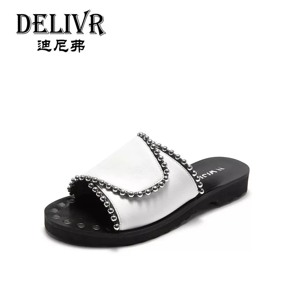 

Delivr 2019 Summer New Flats Beach Female Slippers Fashion Rivets Casual Women Slipper White Women'S Slipper Genuine Leather