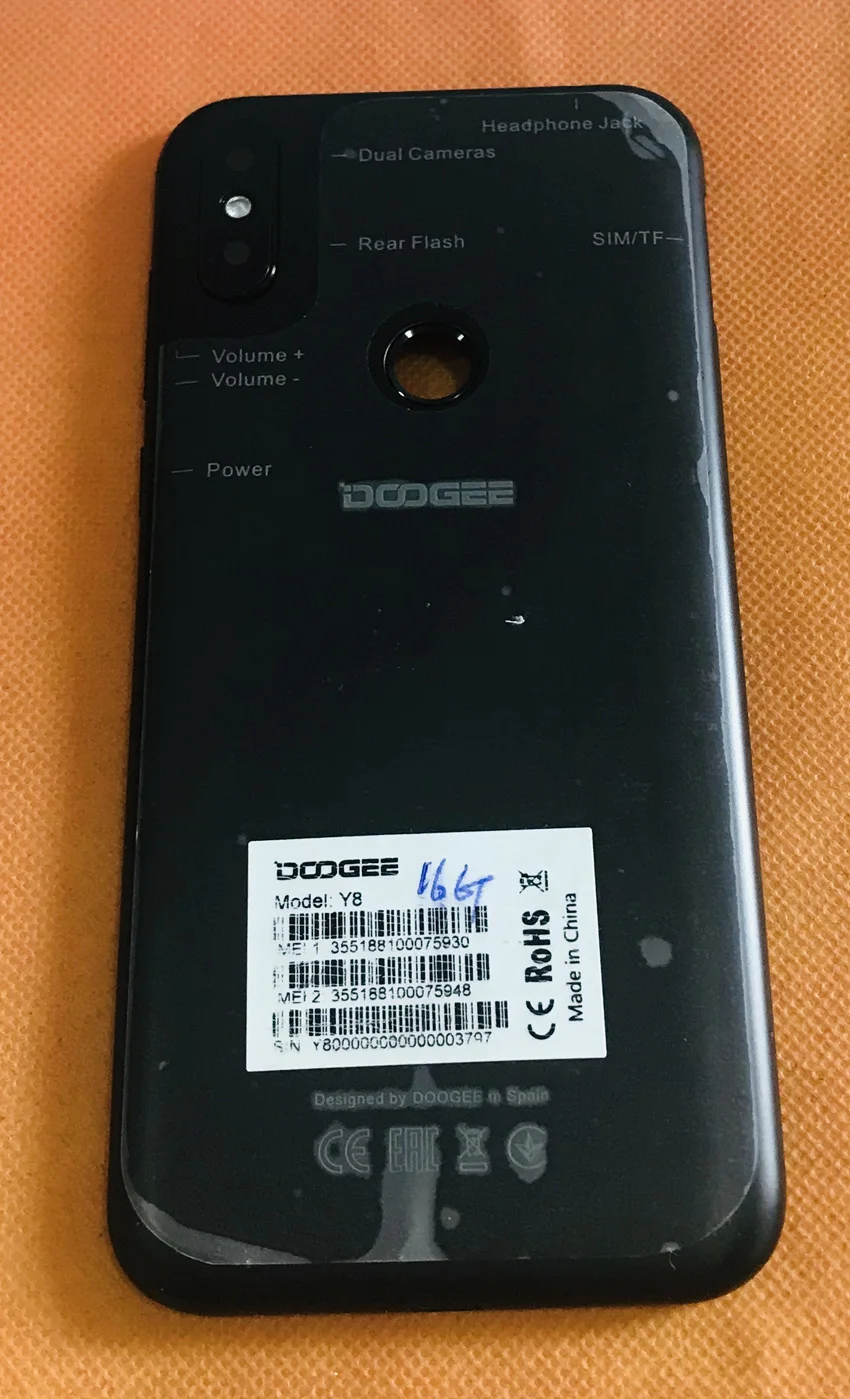 

Used Original Back Battery case cover+camera lens for DOOGEE Y8 MTK6739 Quad Core Free shipping