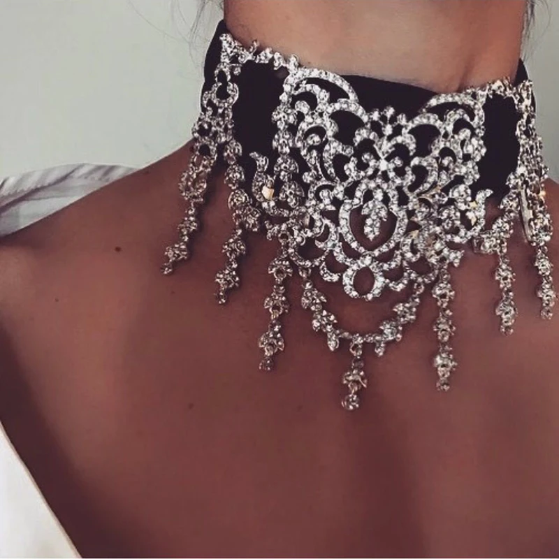 

Dvacaman Brand New Sexy Crystal Chokers For Women Fashion Boho Style Cloth Pendant Necklace Girls Wedding Statement Jewelry NN61