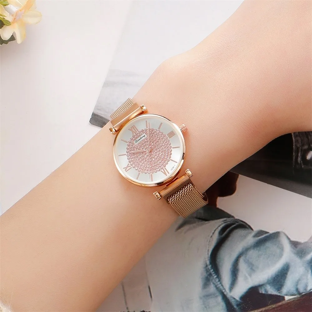 

New Arrival 2019 Creative fashion magnet buckle Watch Women Rhinestone Dial ladies quartz Wristwatch relogio feminino dress 40Q