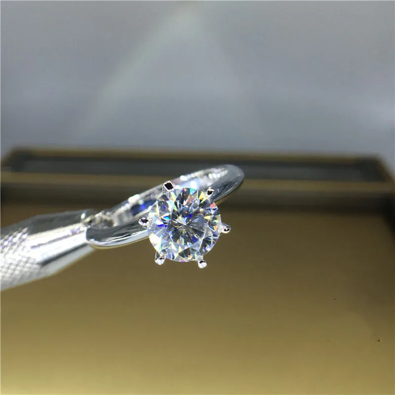 Свадебное Moissanite кольцо с настоящим бриллиантом 18K 750 Белое золото D Цвет VVS MO-0011