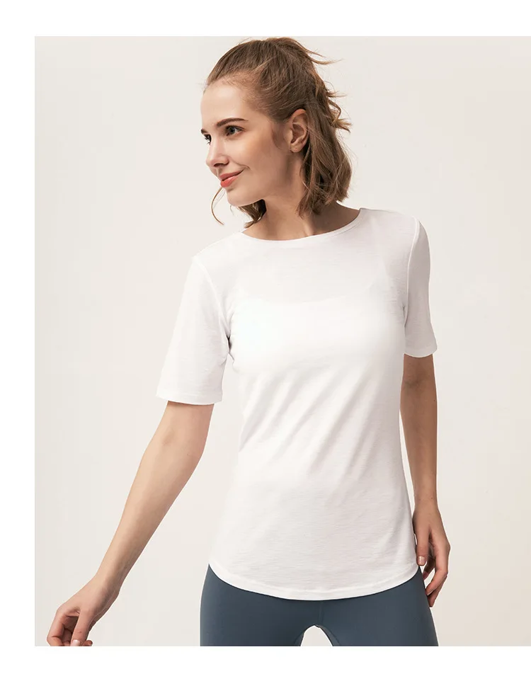 10589191888_1927972774