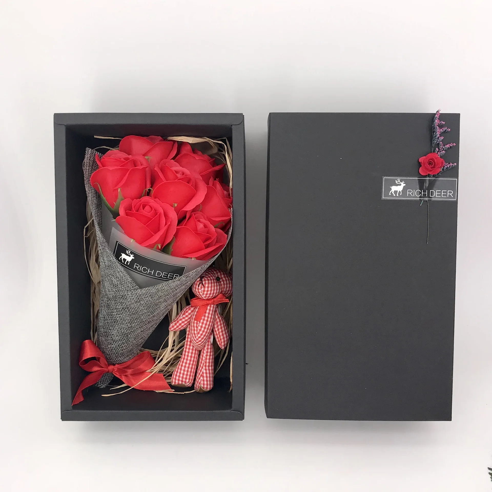 rose red Набор мыльных цветов ручной работы, упаковка для подарка с медведем, коробка для матери/учительницы, подарок на день рождения, День Святого Валентина, роза/гвоздика, мыло с цветочным ароматом - Цвет: rose red