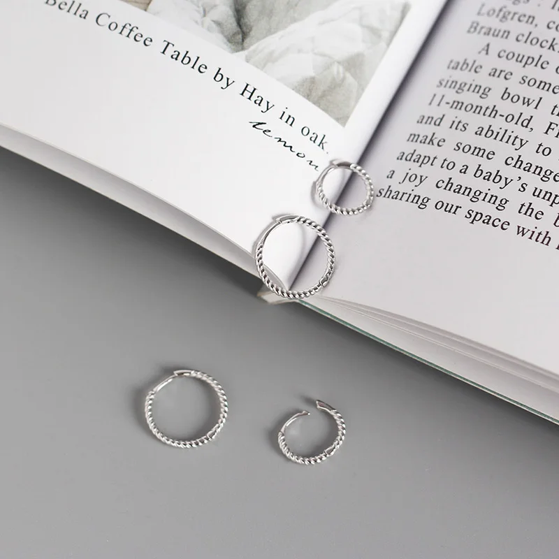 WTLTC 925 стерлингового серебра гнутые серьги-кольца для женщин Изящные бесконечные хряща серьги-кольца мини ухо Huggie Eariings крошечные