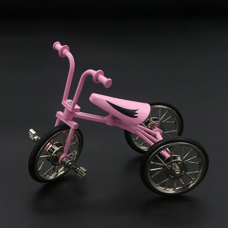 unicycle tricycle
