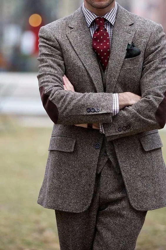 Пиджаки мужские шерсть. Твидовый пиджак Харрис твид. Тройки Harris Tweed. Harris Tweed пиджак. Мужской стиль Харрис твид.